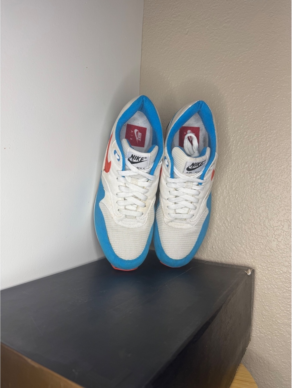 Nike Air Max 1 White Blue Orange Men’s Size 8.5 Sneakers Used w/ Box & Suede Bag - Picture 5 of 7
